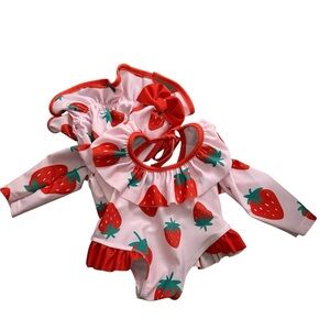 Strawberry Print Ruffle Swimsuit/hat set 0-3month NWOT